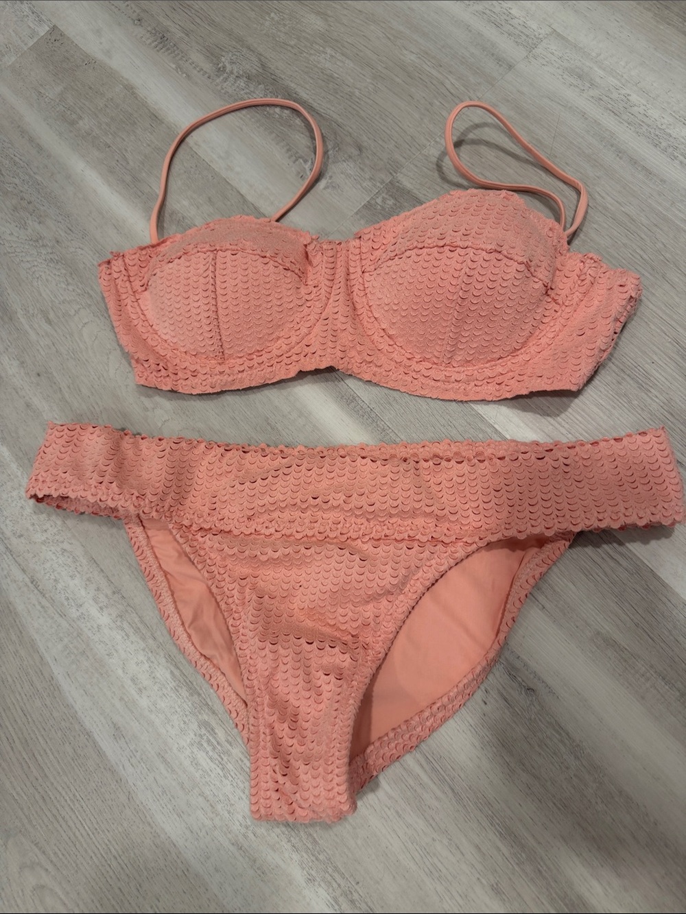 Vix Paula Hermanny Women’s Textured Peach Bikini Set - small